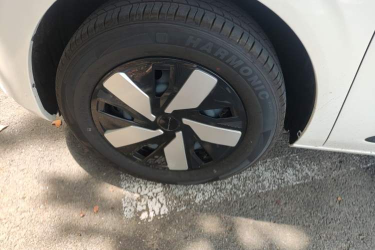 Used Dongfeng NAMMI 01 2025 330KM Youth Edition Left Front Wheel Hub