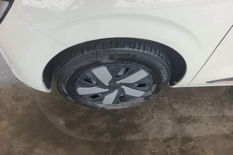 Used Dongfeng NAMMI 01 2025 330KM Youth Edition Left Front Wheel Hub