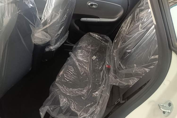 Used Dongfeng NAMMI 01 2025 330KM Youth Edition Left Rear Seat