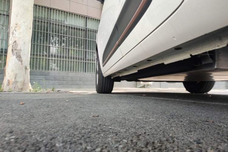Used Dongfeng NAMMI 01 2025 330KM Youth Edition Left Side Sill