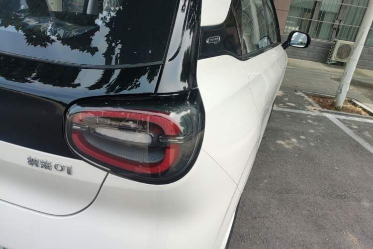 Used Dongfeng NAMMI 01 2025 330KM Youth Edition Right Rear Taillight