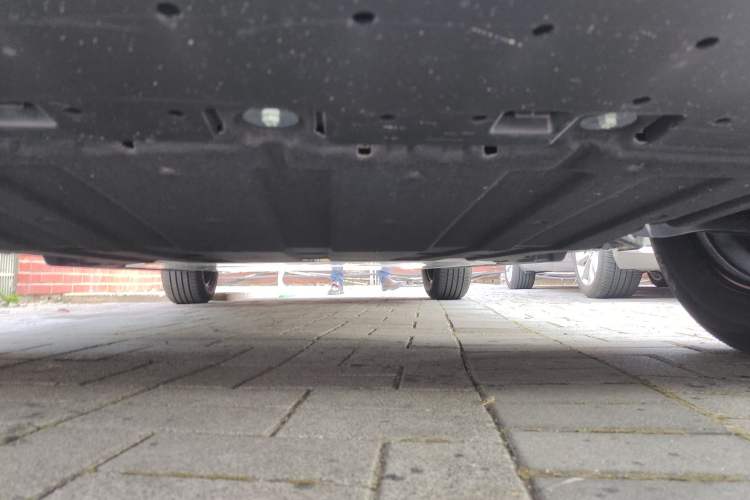 Used Dongfeng NAMMI 01 2026 Model Originality Edition 430Air Chassis Front