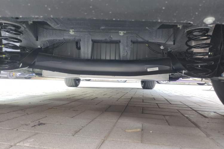 Used Dongfeng NAMMI 01 2026 Model Originality Edition 430Air Chassis Rear