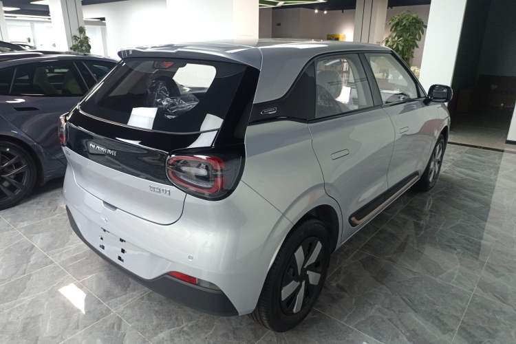 Used Dongfeng NAMMI 01 2026 Model Originality Edition 330Air Rear Right 45 Deg