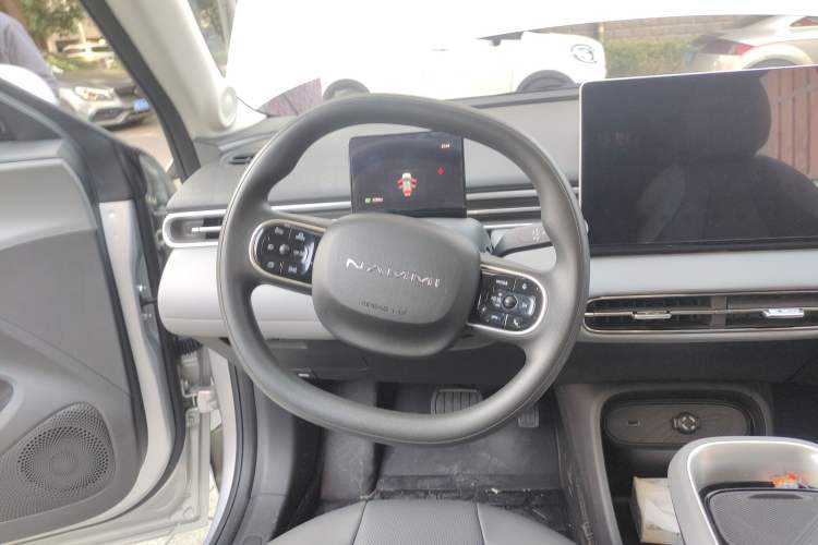 Used Dongfeng NAMMI 01 2026 Model Originality Edition 430Air Steering Wheel