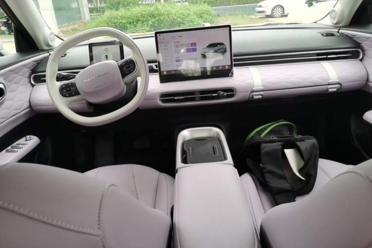 Used Dongfeng NAMMI 01 2026 Model, Beloved Edition 430 Ultra Center Console