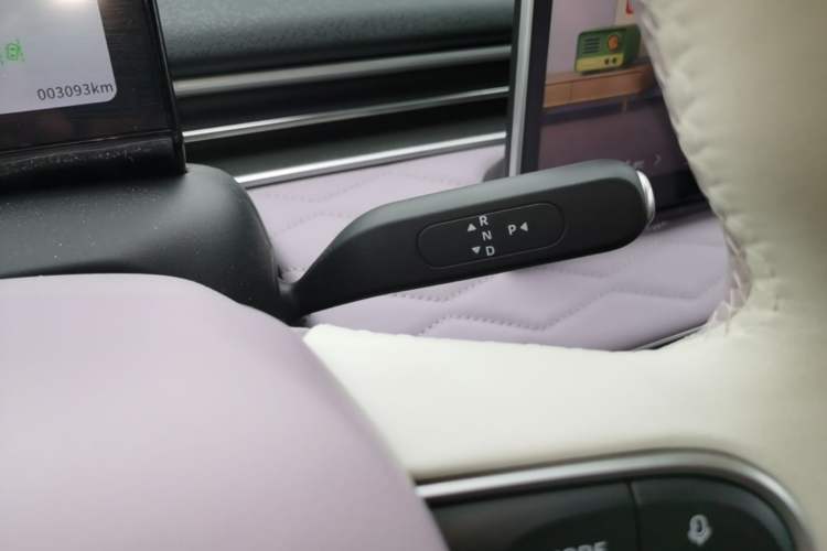 Used Dongfeng NAMMI 01 2026 Model, Beloved Edition 430 Ultra Gear Lever