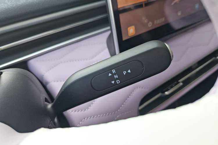 Used Dongfeng NAMMI 01 2026 Model, Beloved Edition 430 Ultra Gear Lever
