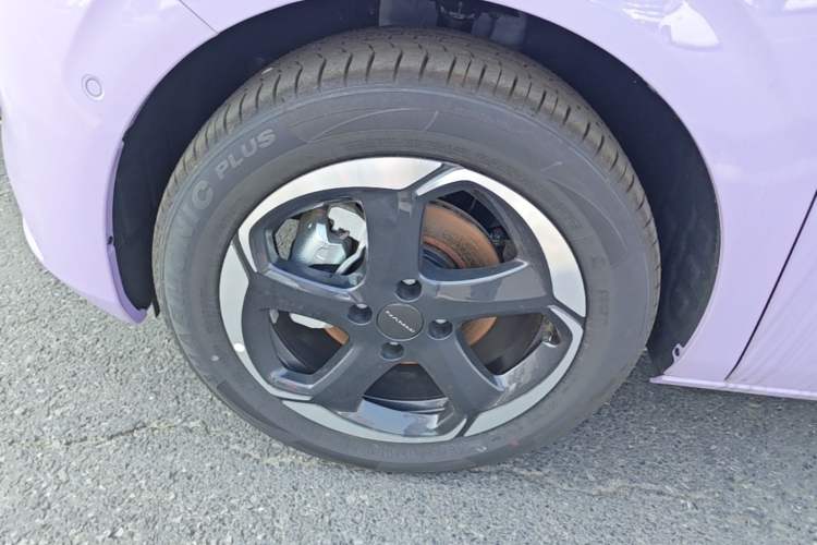 Used Dongfeng NAMMI 01 2026 Model, Beloved Edition 430 Ultra Left Front Wheel Hub