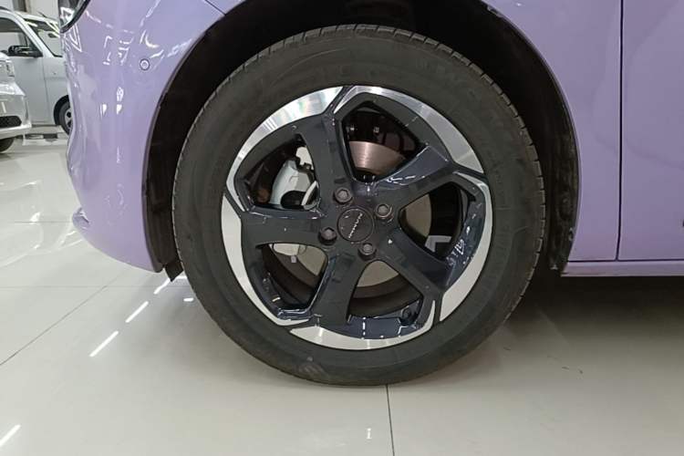 Used Dongfeng NAMMI 01 2026 Model, Beloved Edition 430 Ultra Left Front Wheel Hub