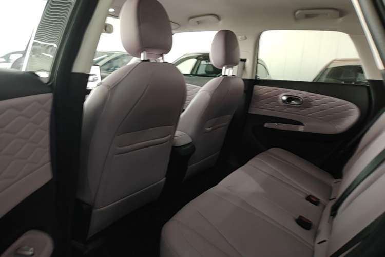 Used Dongfeng NAMMI 01 2026 Model, Beloved Edition 430 Ultra Left Rear Seat