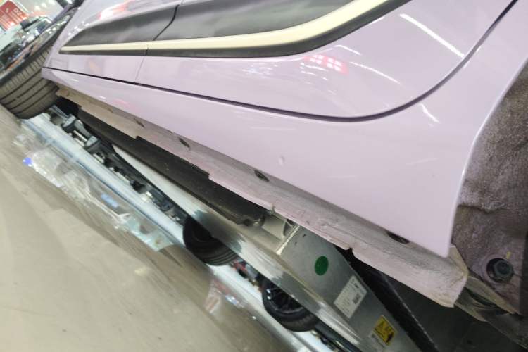 Used Dongfeng NAMMI 01 2026 Model, Beloved Edition 330 Ultra Left Side Sill