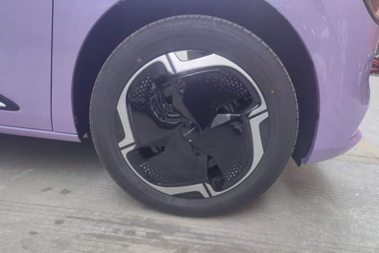 Used Dongfeng NAMMI 01 2026 Model, Beloved Edition 330 Ultra Right Front Wheel Hub