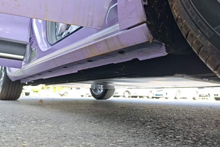 Used Dongfeng NAMMI 01 2026 Model, Beloved Edition 430 Ultra Right Side Sill