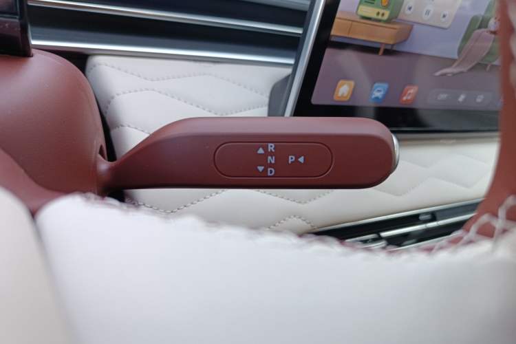 Used Dongfeng NAMMI 01 2026 Model Originality Edition 330Plus Gear Lever