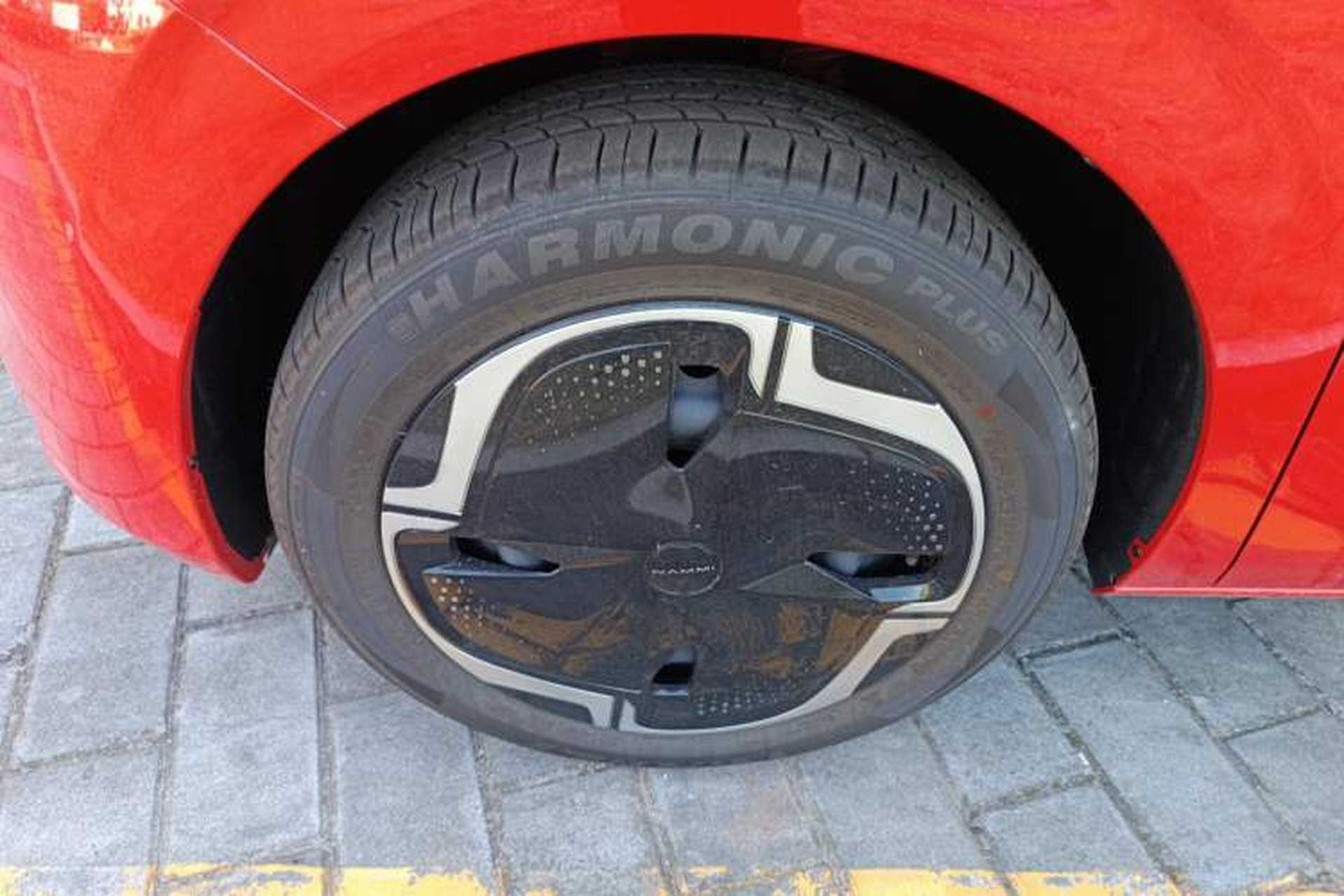 Used Dongfeng NAMMI 01 2026 Model Originality Edition 330Plus Left Front Wheel Hub