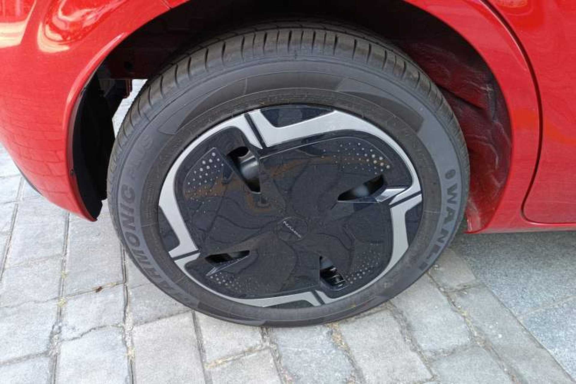 Used Dongfeng NAMMI 01 2026 Model Originality Edition 330Plus Right Rear Wheel Hub