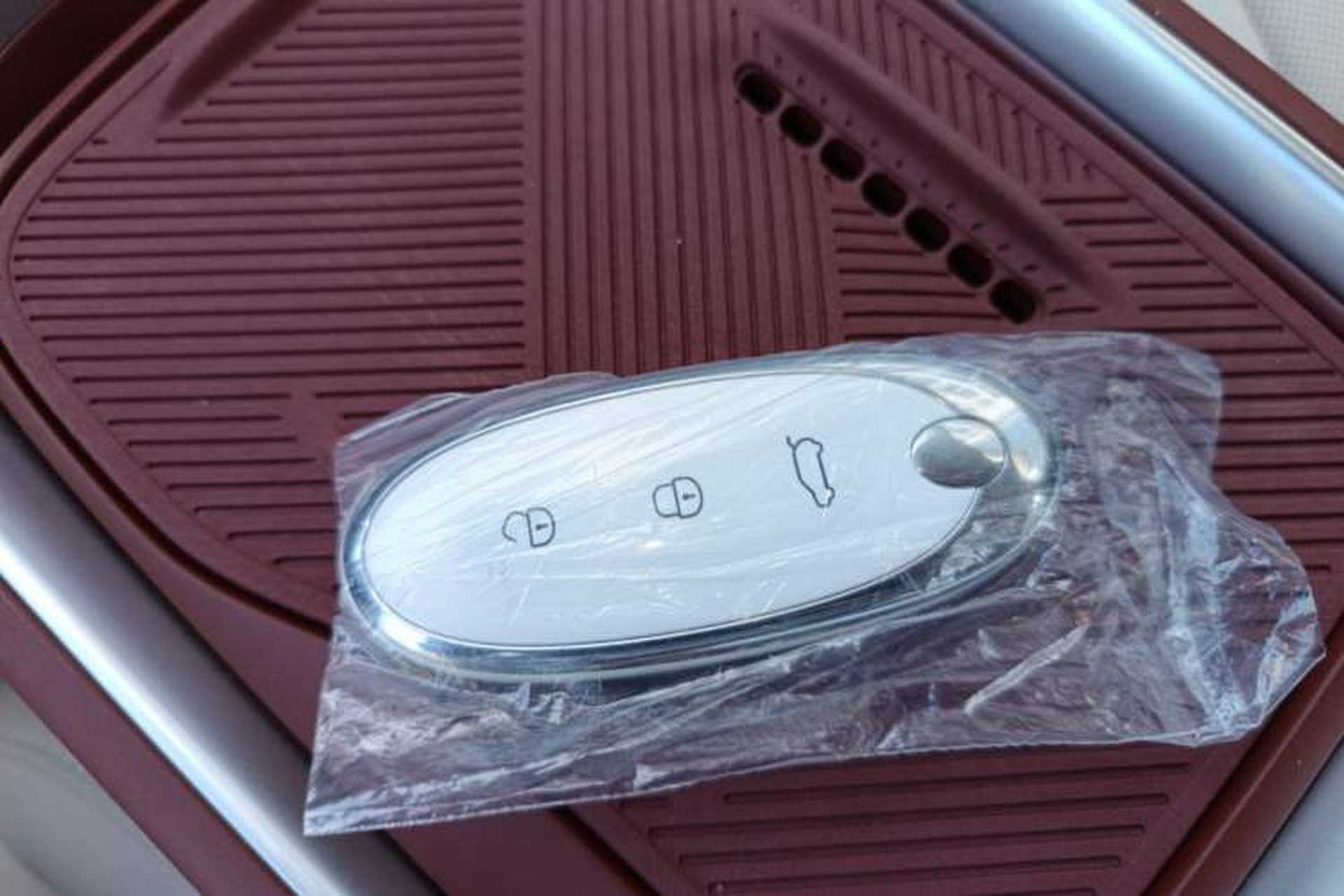 Used Dongfeng NAMMI 01 2026 Model Originality Edition 330Plus Vehicle Key