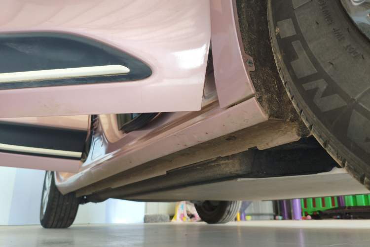 Used Dongfeng NAMMI 01 2026 Model Originality Edition 330Air Right Side Sill