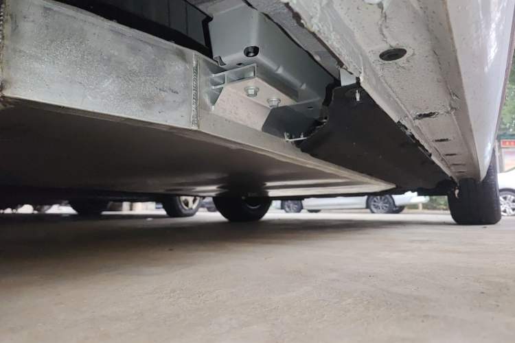 Used Dongfeng NAMMI 01 2026 Model Originality Edition 430Air Chassis Rear Right