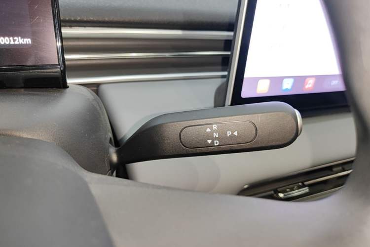 Used Dongfeng NAMMI 01 2026 Model Originality Edition 330Air Gear Lever