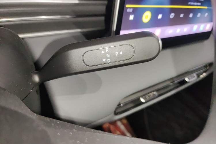Used Dongfeng NAMMI 01 2026 Model Originality Edition 430Air Gear Lever
