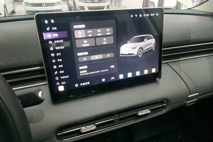 Used Dongfeng NAMMI 01 2026 Model, Beloved Edition 430 Pro Audio And AC Panel
