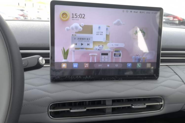 Used Dongfeng NAMMI 01 2026 Model Originality Edition 330Plus Audio And AC Panel