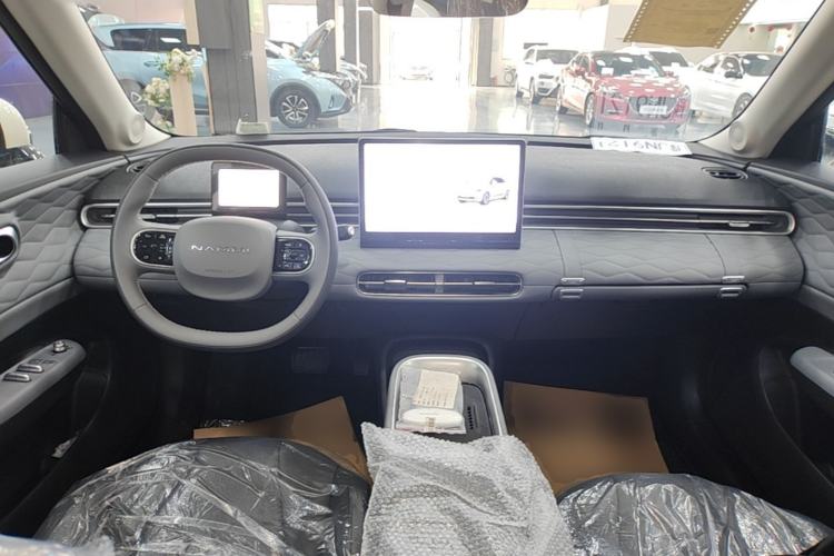 Used Dongfeng NAMMI 01 2026 Model Originality Edition 330Plus Center Console