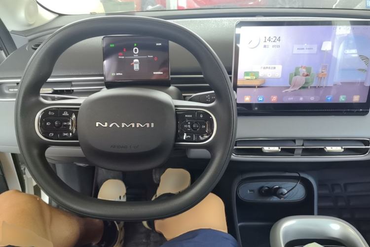 Used Dongfeng NAMMI 01 2026 Model Originality Edition 430Air Center Console