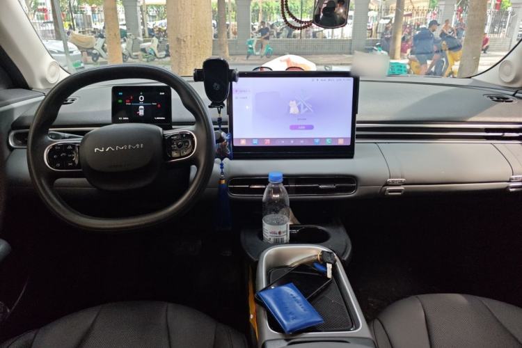 Used Dongfeng NAMMI 01 2026 Model Originality Edition 330Air Center Console