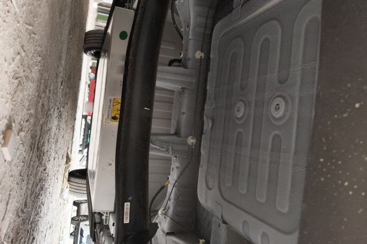 Used Dongfeng NAMMI 01 2026 Model Originality Edition 330Air Chassis Rear