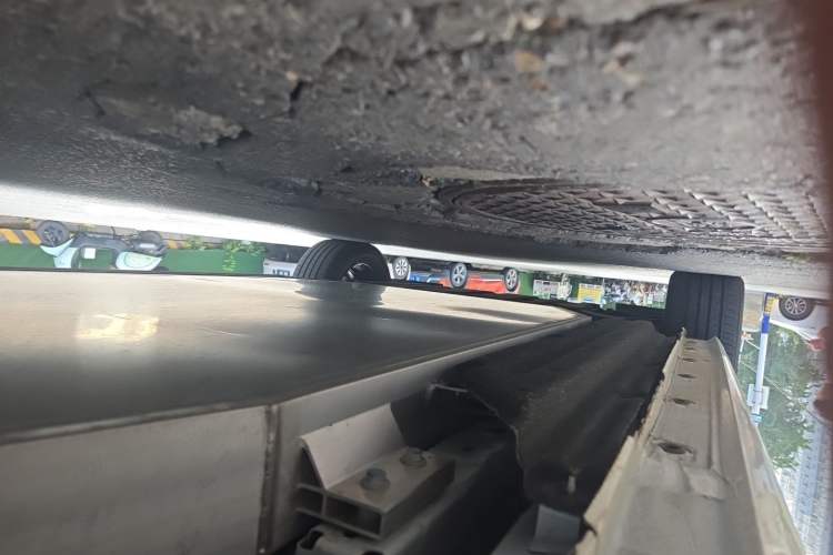 Used Dongfeng NAMMI 01 2026 Model Originality Edition 430Air Chassis Rear Left