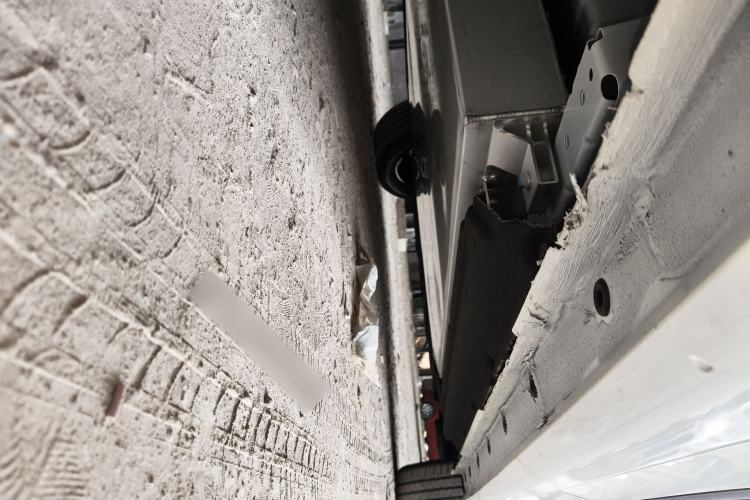 Used Dongfeng NAMMI 01 2026 Model Originality Edition 330Air Chassis Rear Right