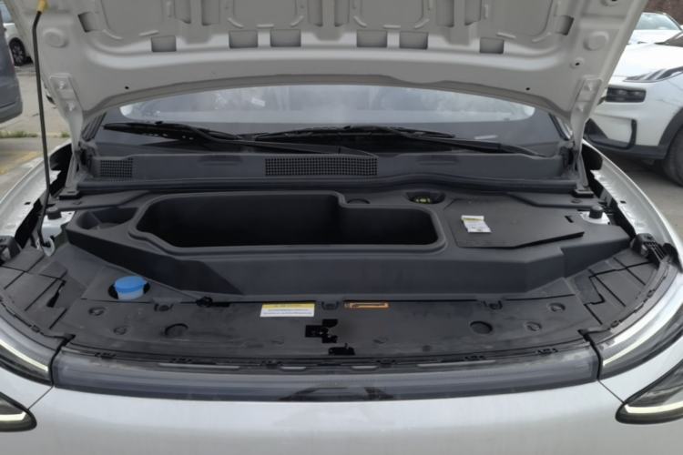 Used Dongfeng NAMMI 01 2026 Model Originality Edition 330Plus Engine Bay