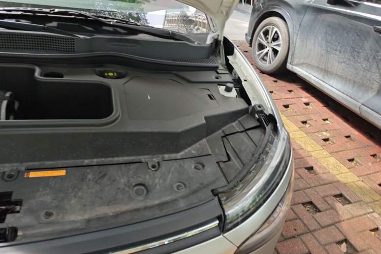 Used Dongfeng NAMMI 01 2026 Model Originality Edition 330Air Engine Bay Left