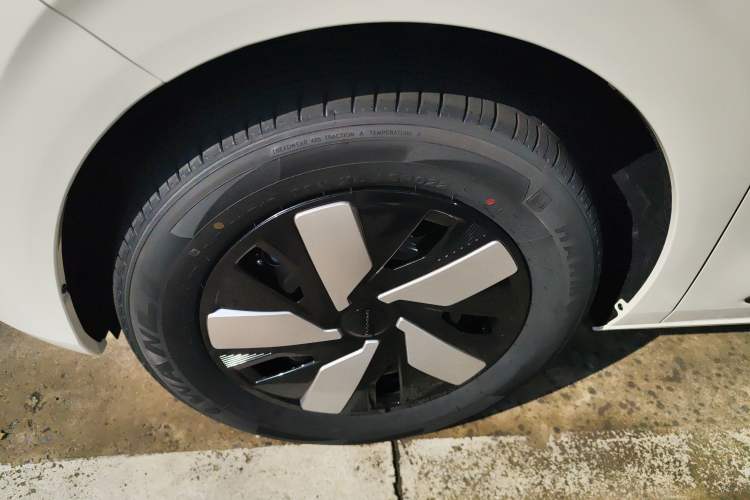 Used Dongfeng NAMMI 01 2026 Model Originality Edition 330Air Exterior 7