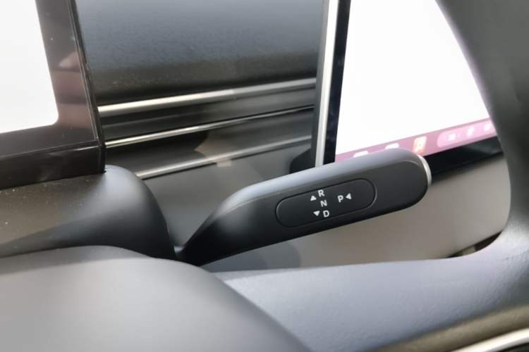 Used Dongfeng NAMMI 01 2026 Model Originality Edition 430Air Gear Lever