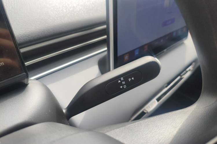 Used Dongfeng NAMMI 01 2026 Model Originality Edition 430Air Gear Lever