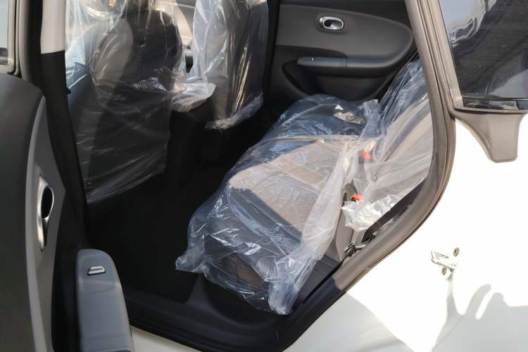 Used Dongfeng NAMMI 01 2026 Model Originality Edition 330Air Interior 1