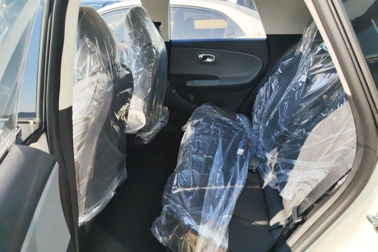 Used Dongfeng NAMMI 01 2026 Model Originality Edition 330Air Interior 4