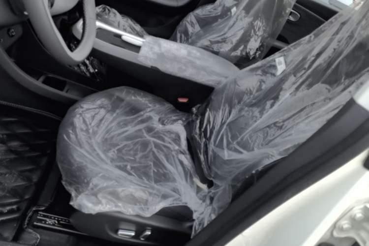 Used Dongfeng NAMMI 01 2026 Model Originality Edition 330Plus Left Front Seat