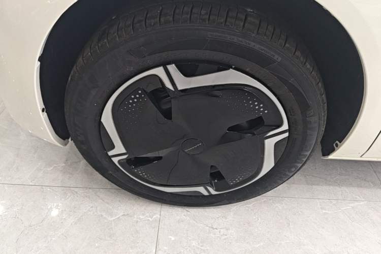 Used Dongfeng NAMMI 01 2026 Model, Beloved Edition 330 Ultra Left Front Wheel Hub