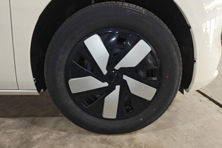 Used Dongfeng NAMMI 01 2026 Model Originality Edition 430Air Left Front Wheel Hub