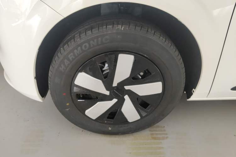 Used Dongfeng NAMMI 01 2026 Model Originality Edition 330Air Left Front Wheel Hub