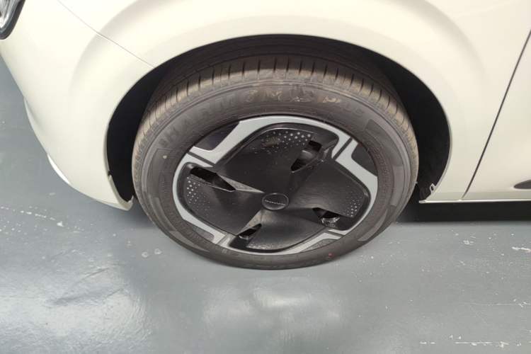Used Dongfeng NAMMI 01 2026 Model, Beloved Edition 330 Ultra Left Front Wheel Hub