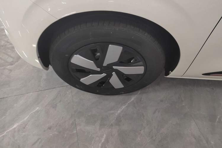 Used Dongfeng NAMMI 01 2026 Model Originality Edition 430Air Left Front Wheel Hub