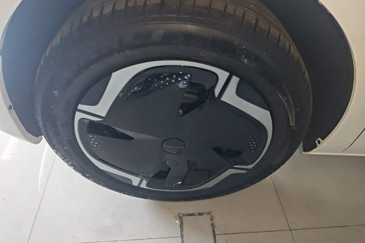 Used Dongfeng NAMMI 01 2026 Model, Beloved Edition 330 Ultra Left Front Wheel Hub