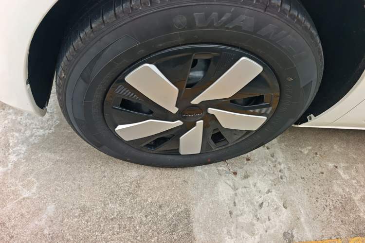 Used Dongfeng NAMMI 01 2026 Model Originality Edition 330Air Left Front Wheel Hub