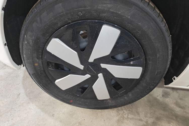 Used Dongfeng NAMMI 01 2026 Model Originality Edition 430Air Left Front Wheel Hub